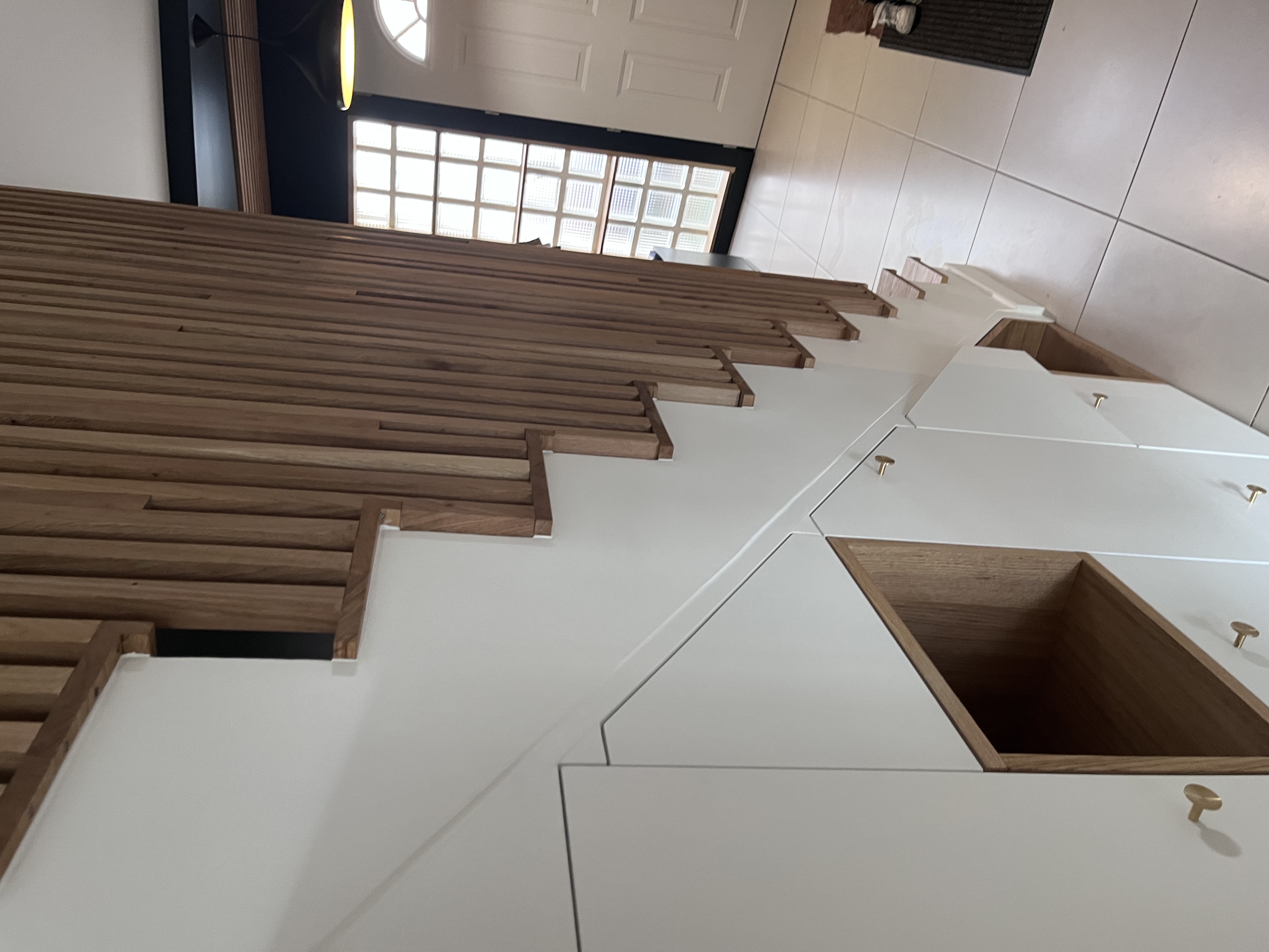 Placard sous escalier